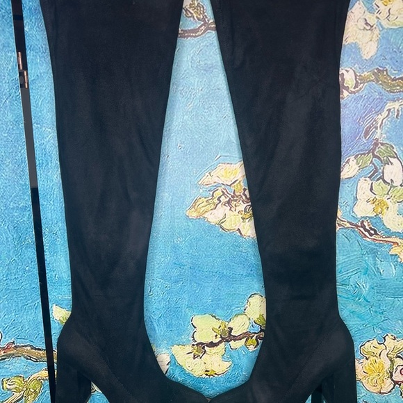 Zara Basic Collection, knee-high faux suede boots. - Picture 4 of 13